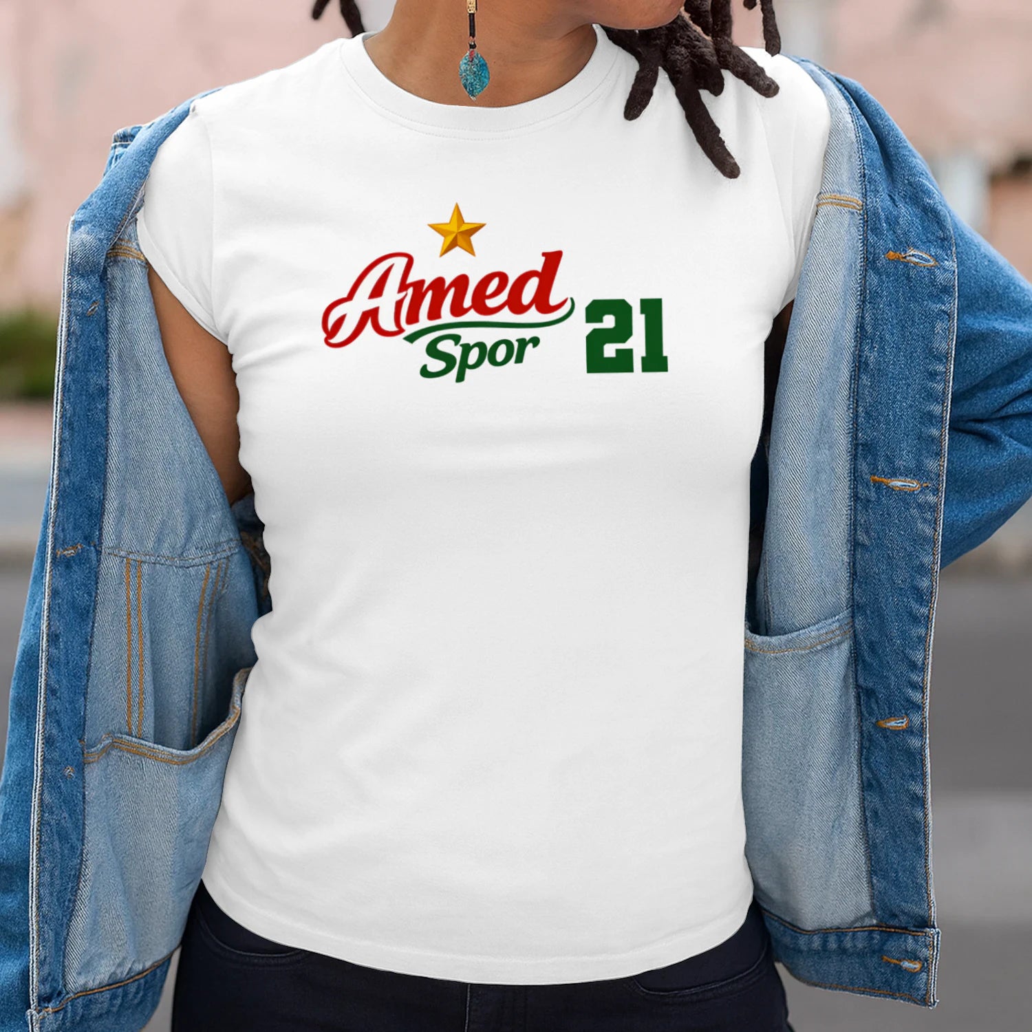 {"origin":"mayzing","colors":["White","White","White","White"],"sizes":["S","XL","L","M"],"isMainImage":false,"isCustomMockup":false}